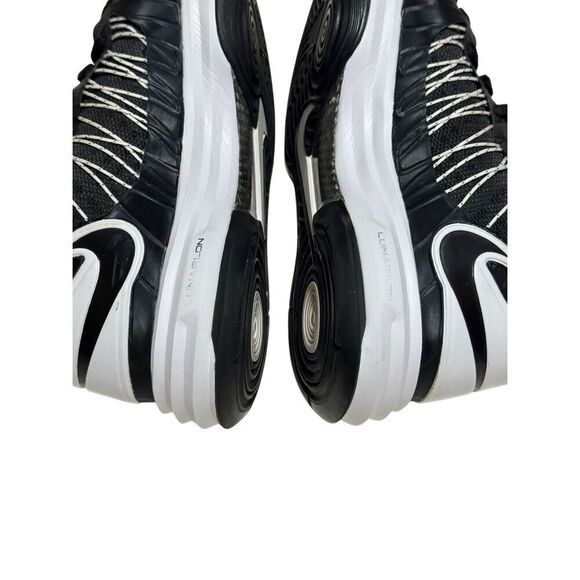 Nike Hyperdunk Basketball Shoes Women Nike Hyperdunk TB Size 8 Black Basketball Shoes Woman’s